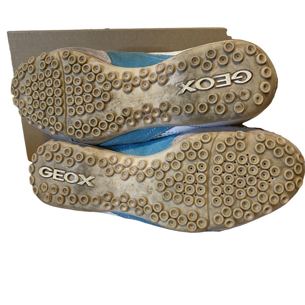Geox Respira Women’s Blue & White Suede Sneakers Size 7 - Picture 8 of 9